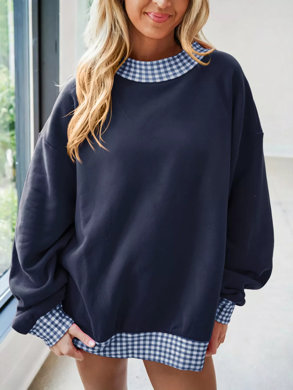 Gingham Trim Sweatshirt – Modern Casual Style