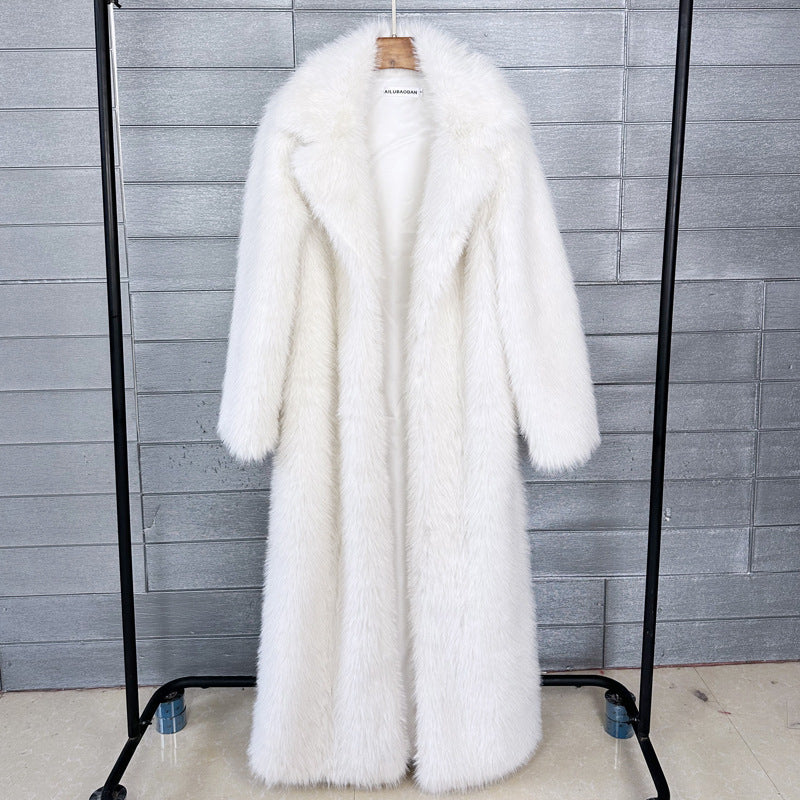 Extra-long Womens Winter Coat With A Suit-style Collar — view 12