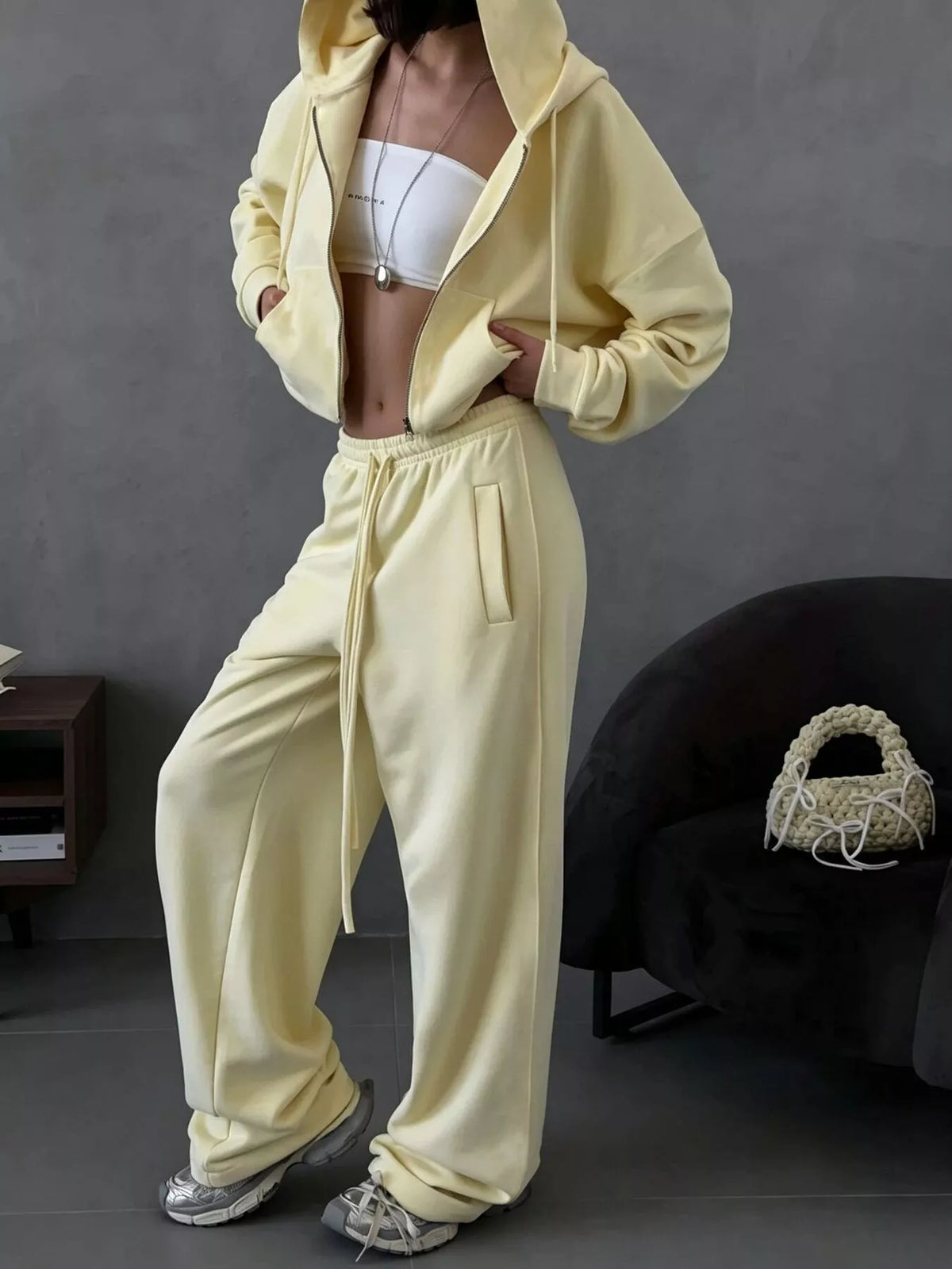 Casual Zip-Up Hoodie 
