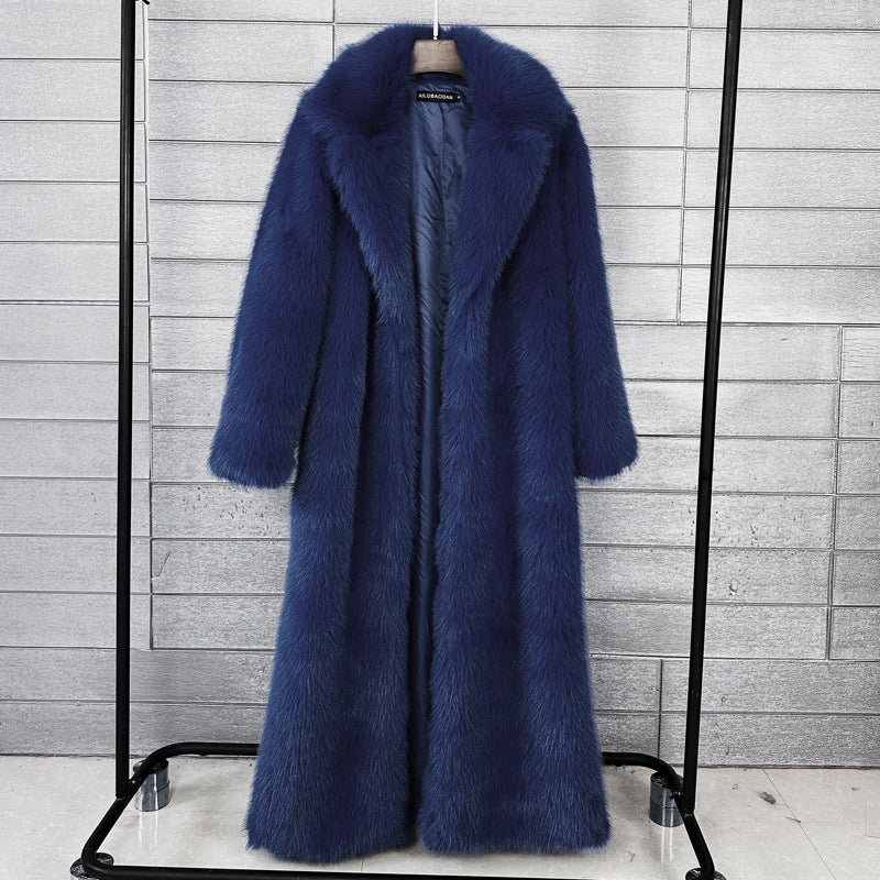 Extra-long Womens Winter Coat With A Suit-style Collar — view 1